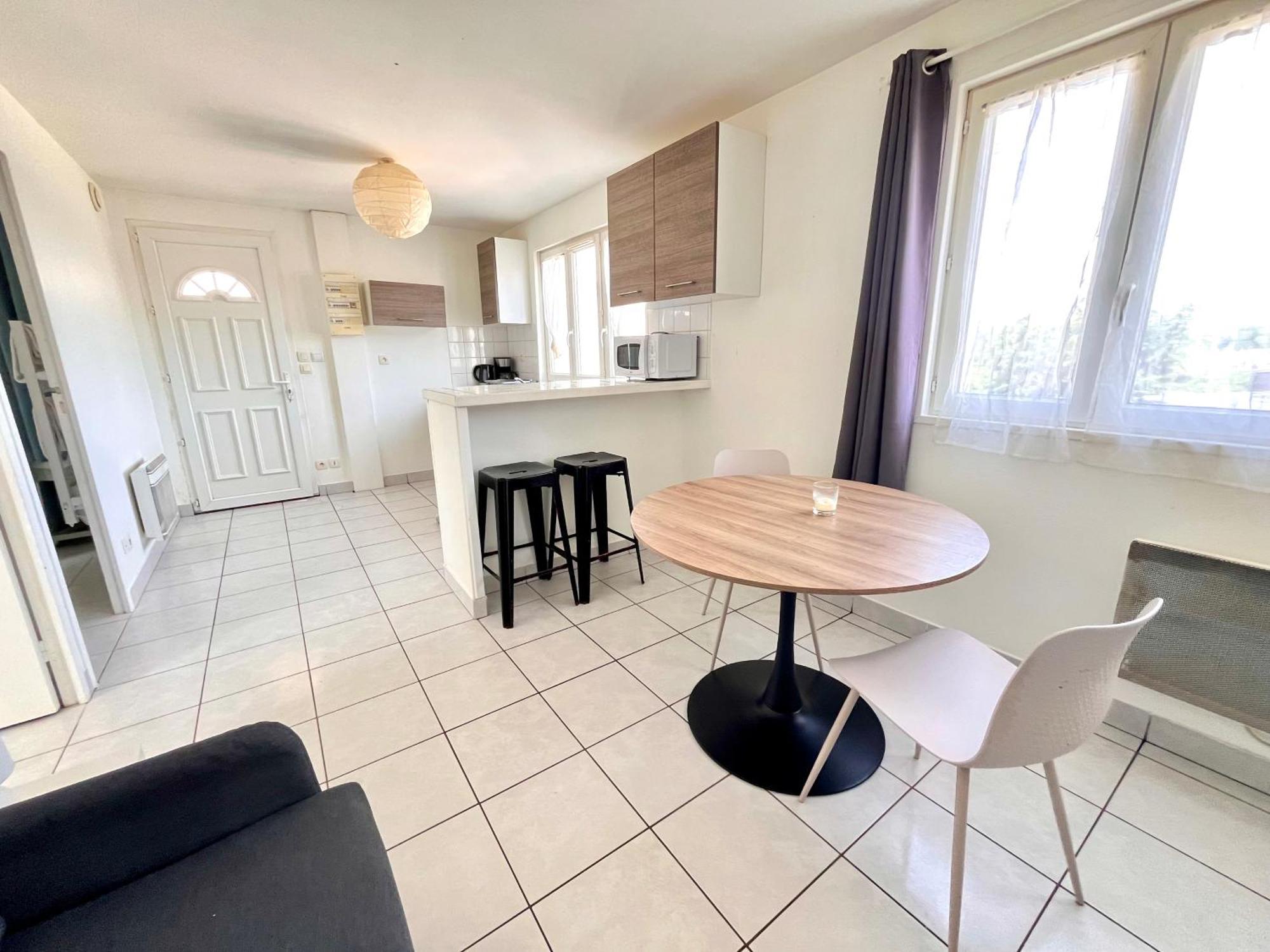 Comme chez soi , Déplacement Pro Mondeville  Exterior foto